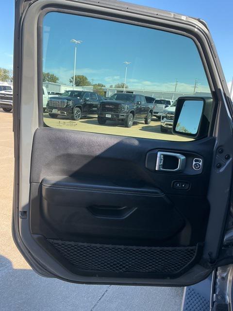 used 2019 Jeep Wrangler Unlimited car, priced at $29,093