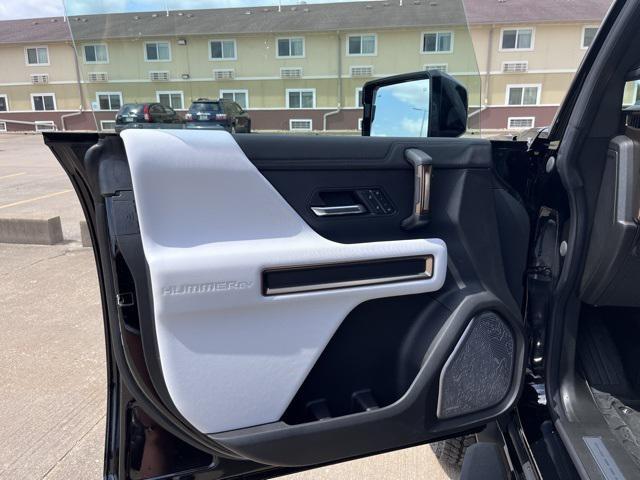 new 2025 GMC HUMMER EV SUV car, priced at $97,820