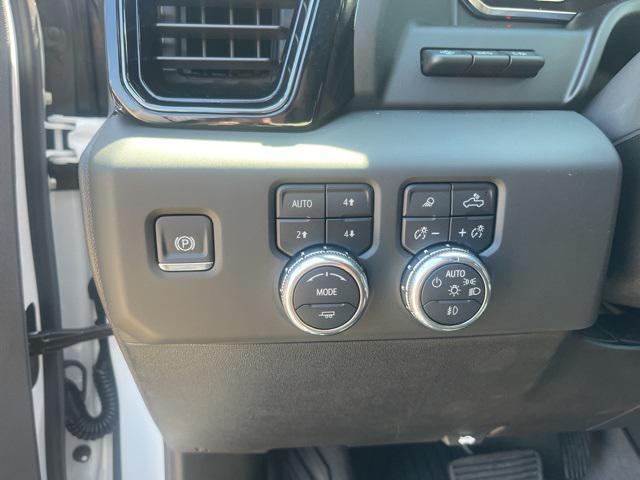 new 2025 GMC Sierra 1500 car, priced at $65,528