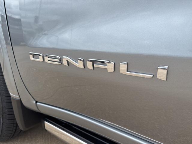 new 2025 GMC Sierra 1500 car, priced at $71,526
