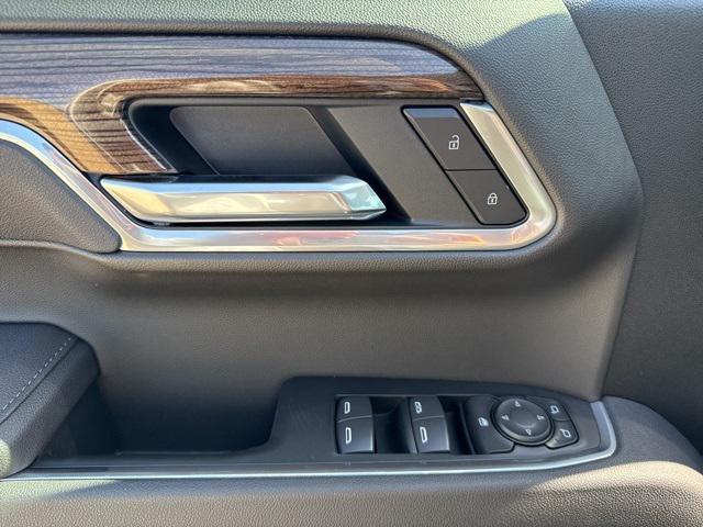 new 2025 Chevrolet Silverado 1500 car, priced at $41,999