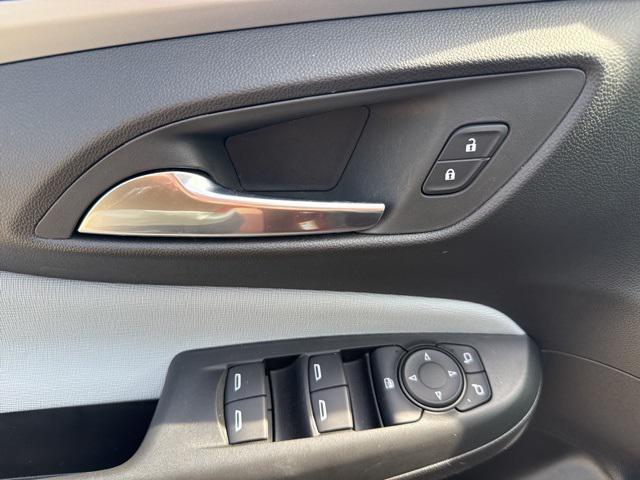 new 2025 Buick Envista car, priced at $23,999