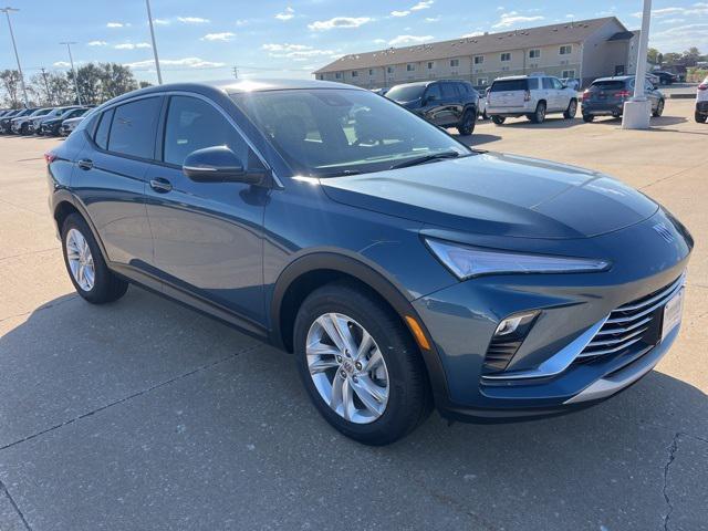 new 2025 Buick Envista car, priced at $25,999