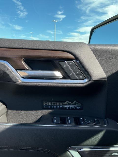 used 2025 Chevrolet Silverado 1500 car, priced at $64,999