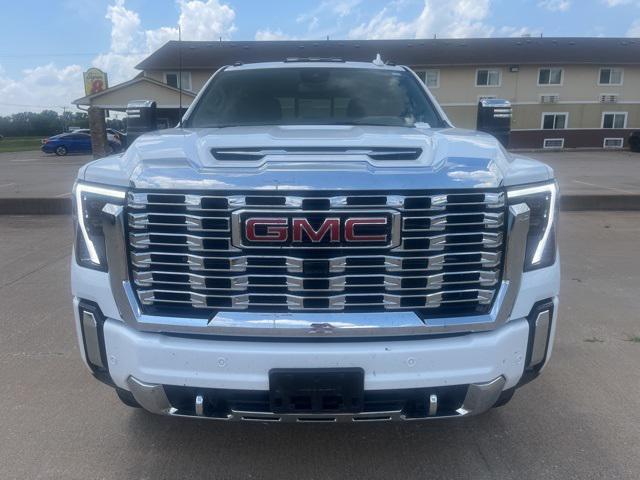 used 2024 GMC Sierra 2500 car, priced at $73,377