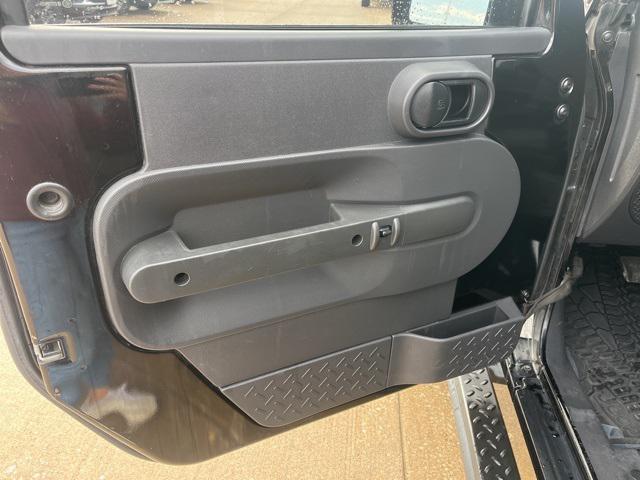 used 2009 Jeep Wrangler Unlimited car, priced at $13,415