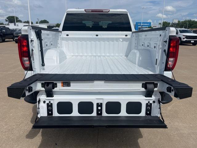 new 2025 GMC Sierra 1500 car, priced at $47,015