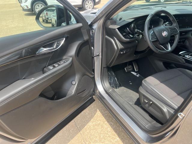 used 2022 Buick Envision car, priced at $25,865