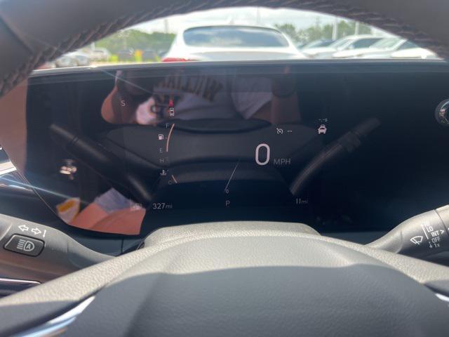 new 2025 Buick Envista car, priced at $23,999