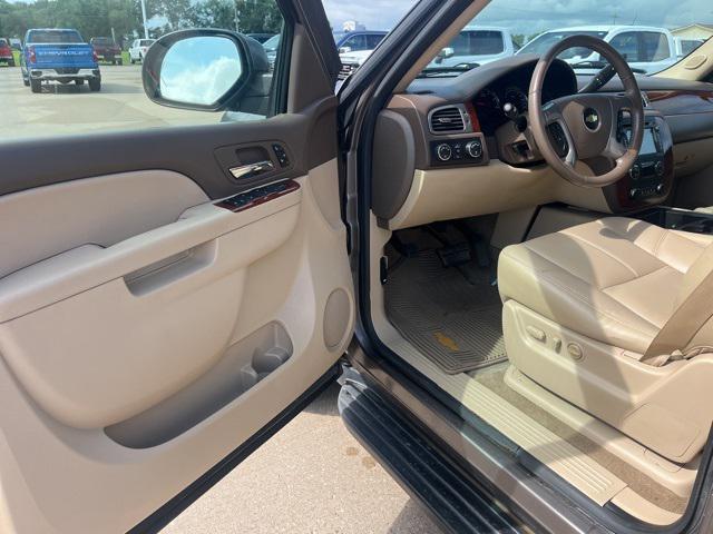 used 2012 Chevrolet Suburban car, priced at $7,999