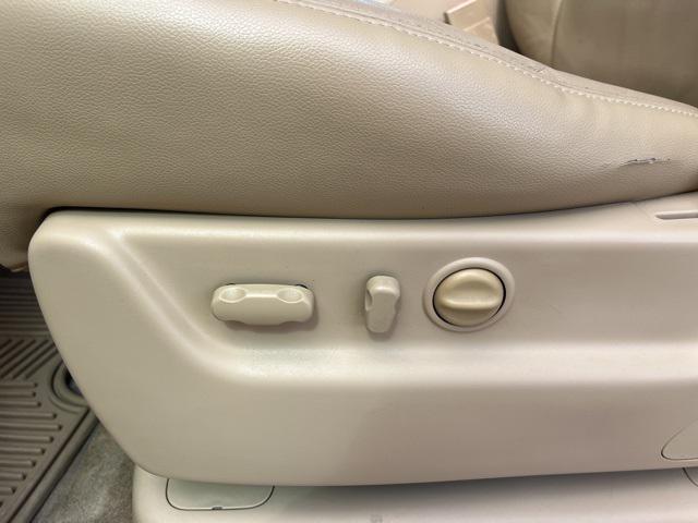 used 2012 Chevrolet Suburban car, priced at $7,999