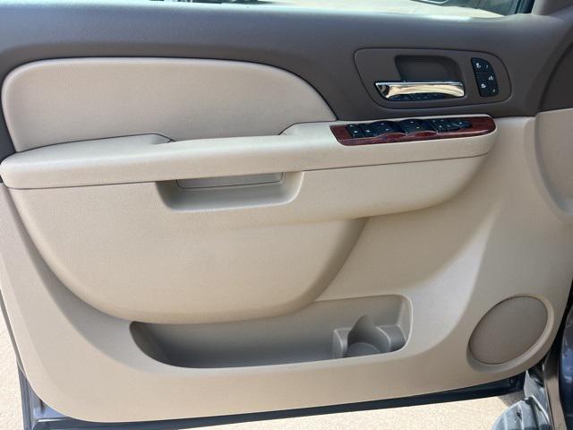 used 2012 Chevrolet Suburban car, priced at $7,999