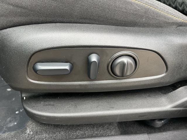 used 2024 Chevrolet Equinox car, priced at $21,989