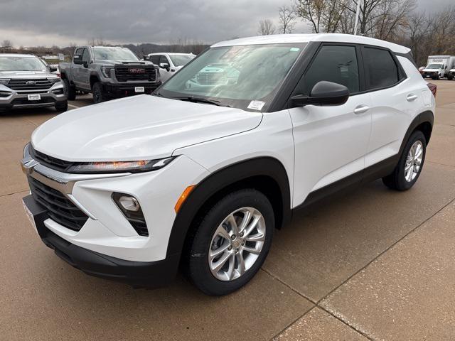 new 2025 Chevrolet TrailBlazer car, priced at $24,670