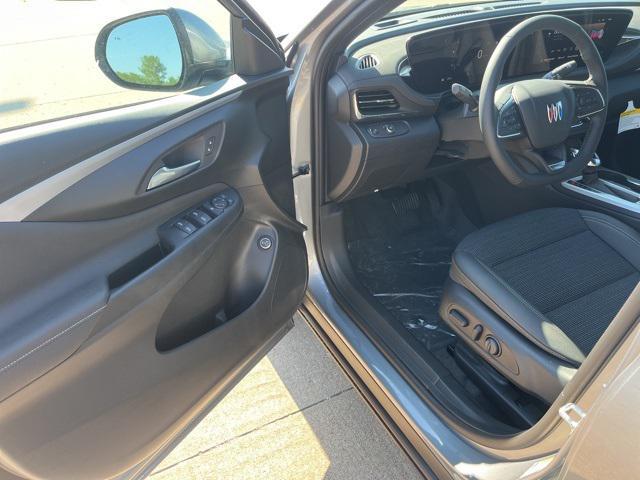 new 2025 Buick Envista car, priced at $23,999