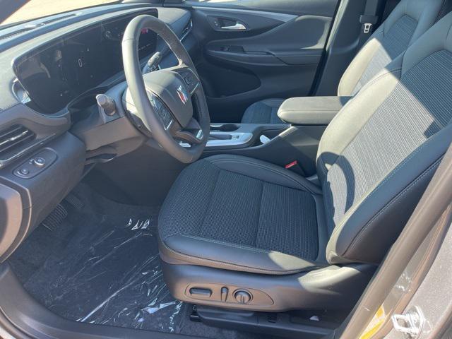 new 2025 Buick Envista car, priced at $23,999