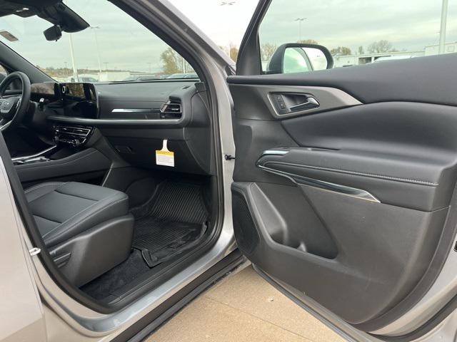 new 2026 Chevrolet Traverse car, priced at $46,804