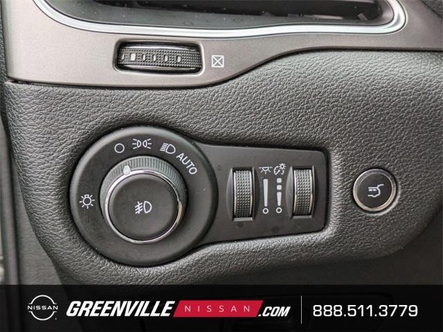 used 2019 Jeep Cherokee car, priced at $16,499