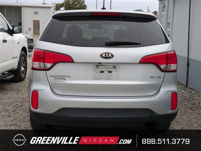 used 2015 Kia Sorento car