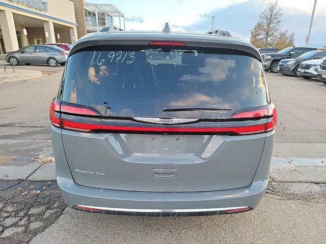 used 2022 Chrysler Pacifica car, priced at $27,681