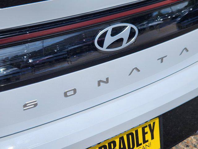 new 2025 Hyundai Sonata Hybrid car, priced at $31,473