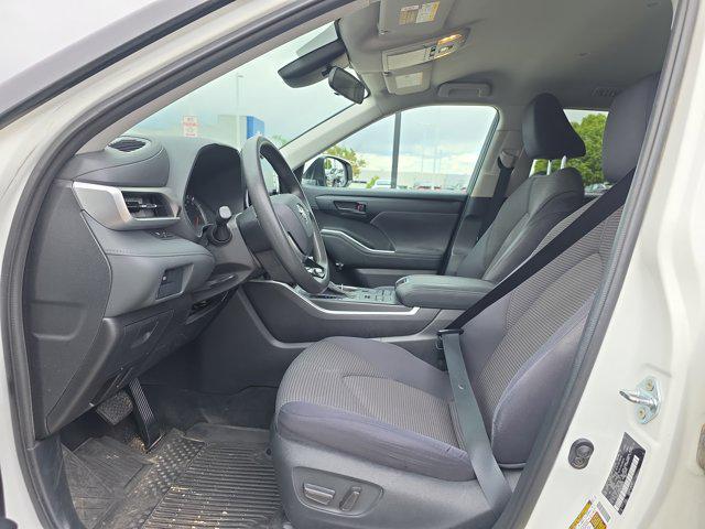 used 2021 Toyota Highlander car, priced at $29,681