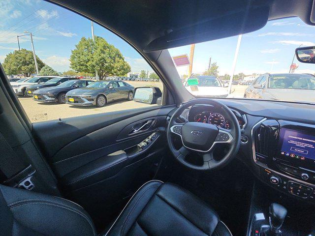 used 2023 Chevrolet Traverse car, priced at $33,681