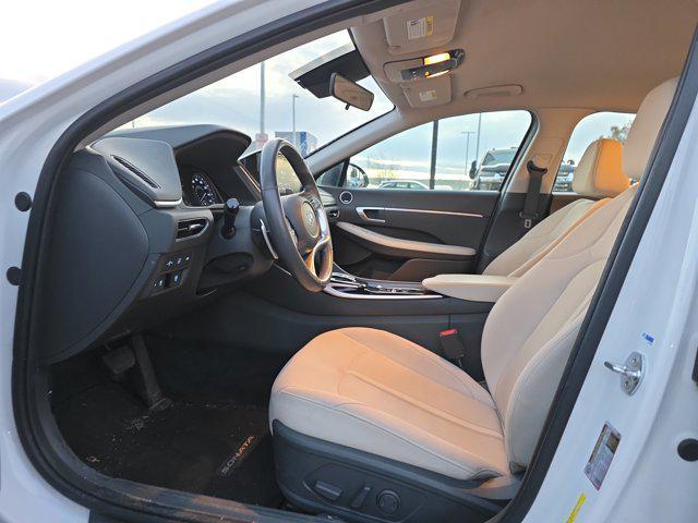 used 2022 Hyundai Sonata Hybrid car, priced at $23,681