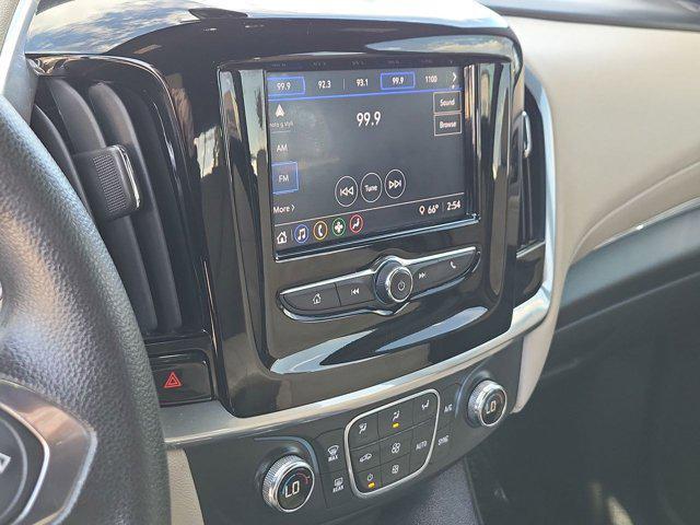 used 2023 Chevrolet Traverse car, priced at $19,281