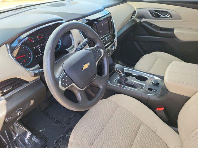 used 2023 Chevrolet Traverse car, priced at $19,281