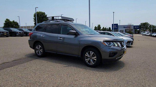 used 2020 Nissan Pathfinder car, priced at $17,281