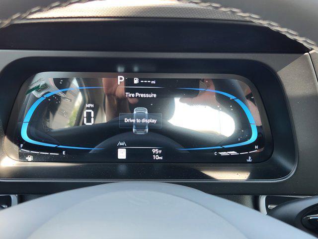 new 2025 Hyundai Elantra car, priced at $25,515