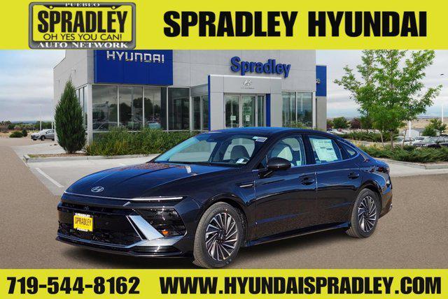 new 2025 Hyundai Sonata Hybrid car, priced at $39,180