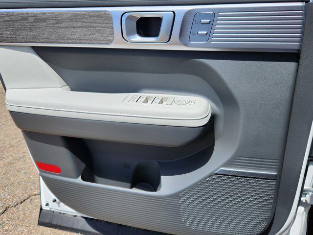 new 2025 Hyundai SANTA FE HEV car, priced at $51,850