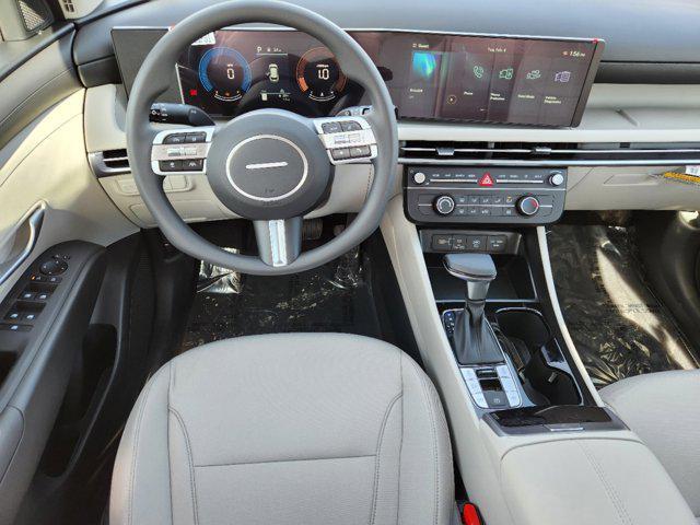 new 2025 Hyundai Tucson car, priced at $32,110