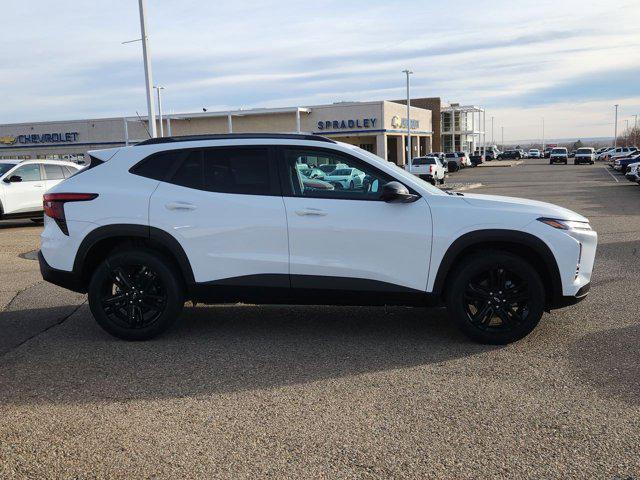 new 2025 Chevrolet Trax car, priced at $27,684