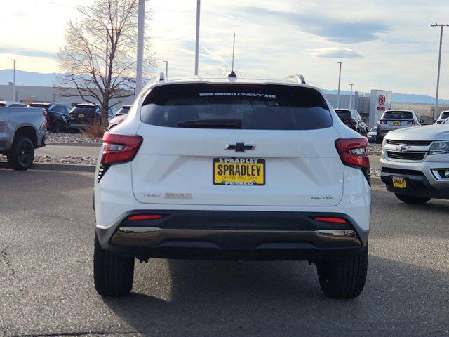 new 2025 Chevrolet Trax car, priced at $27,684