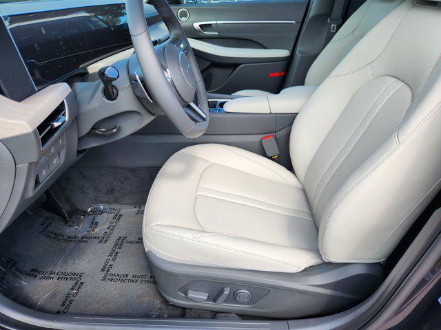 new 2025 Hyundai Sonata Hybrid car, priced at $32,077