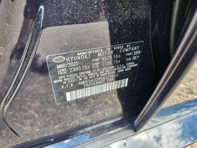 new 2025 Hyundai Sonata Hybrid car, priced at $32,077