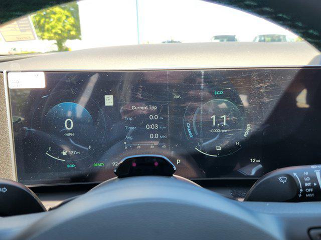 new 2025 Hyundai TUCSON Hybrid car, priced at $38,350