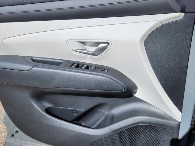 new 2025 Hyundai Tucson car, priced at $42,185