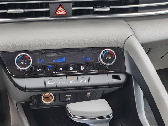 new 2025 Hyundai Elantra car, priced at $22,016