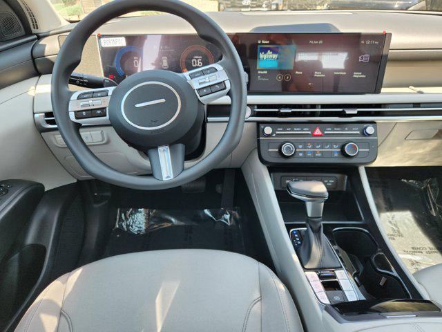 new 2025 Hyundai Tucson car, priced at $30,596