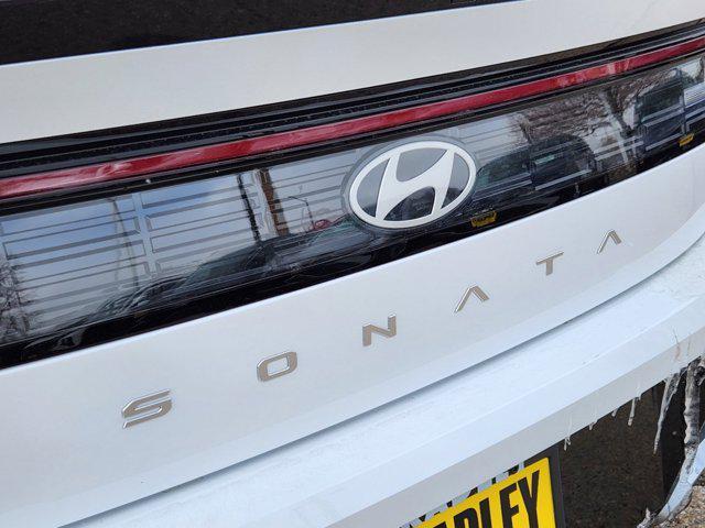 new 2025 Hyundai Sonata Hybrid car, priced at $26,560