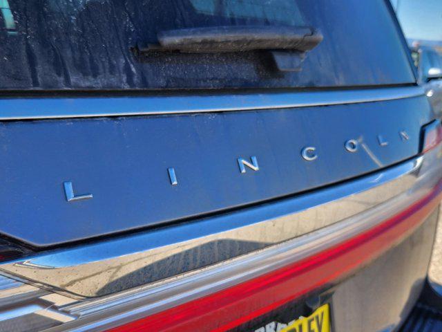 used 2021 Lincoln Navigator car, priced at $50,281