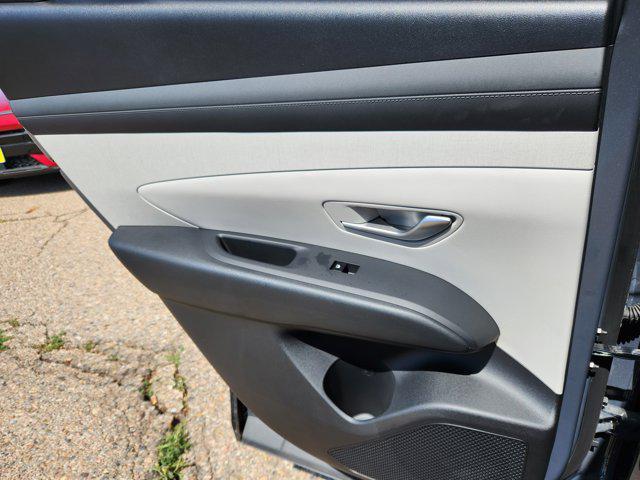 new 2025 Hyundai Tucson car, priced at $34,600