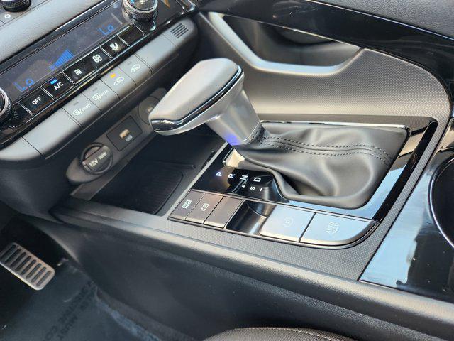 new 2025 Hyundai Elantra car, priced at $29,140