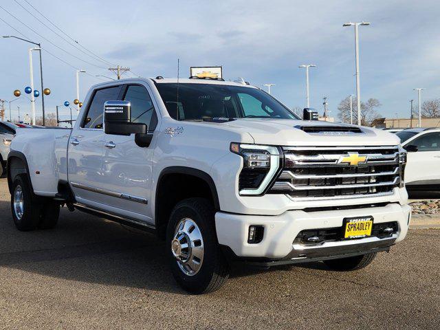 new 2025 Chevrolet Silverado 3500 car, priced at $92,720