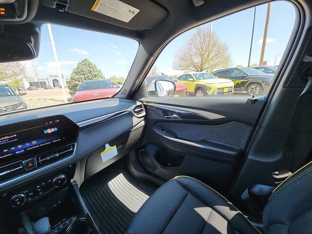 new 2025 Chevrolet TrailBlazer car, priced at $32,380
