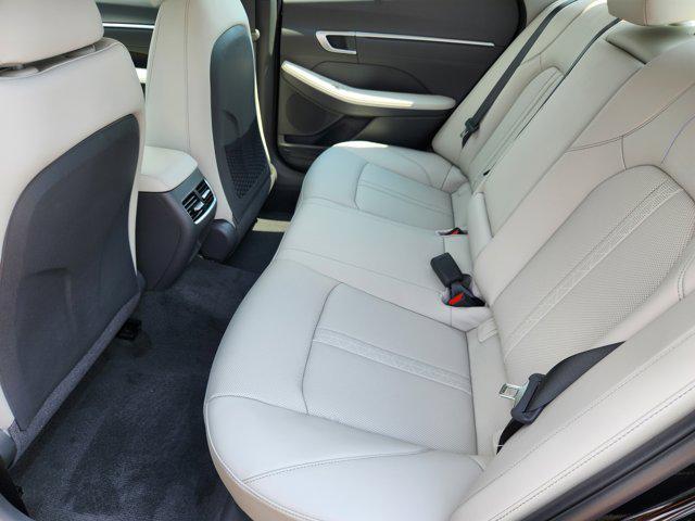new 2025 Hyundai Sonata Hybrid car, priced at $37,051
